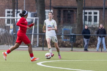 Bild 142 - wBJ Eimsbuettler TV - SV Werder Bremen : Ergebnis: 0:1
